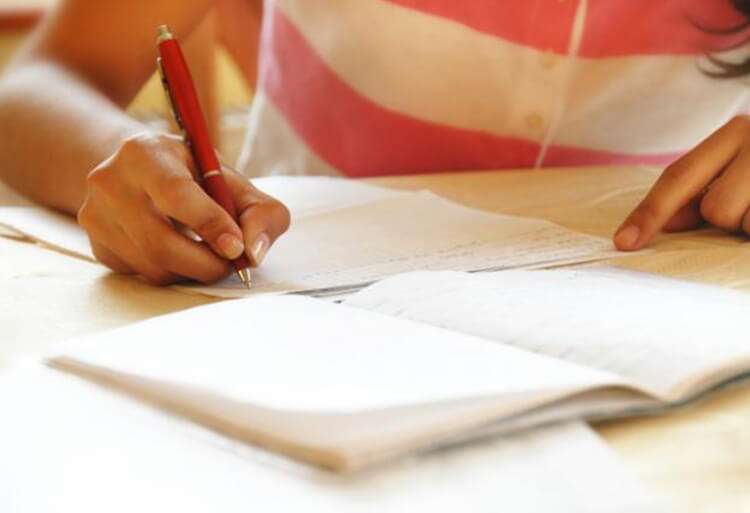 مباراة ولوج الدرك الملكي بصفة تلاميذ دركيين متخصصين بالمصلحة المركزية لتكوين تقنيي التأنيس 2017