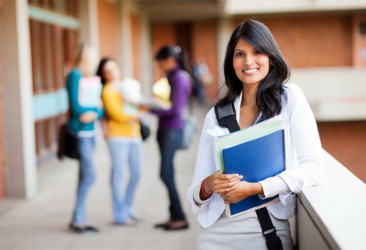 فتح الترشيحات لولوج مسالك الإجازة المهنية بالمدرسة العليا للأساتذة بمكناس 2018